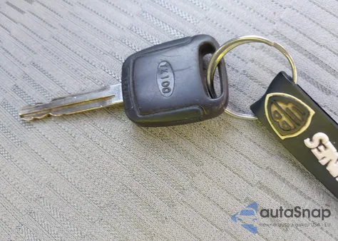 2009 Toyota Rav4 из США, поврежденный, VIN JTMZF33V09D005879